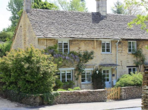 Claypot Cottage, CIRENCESTER